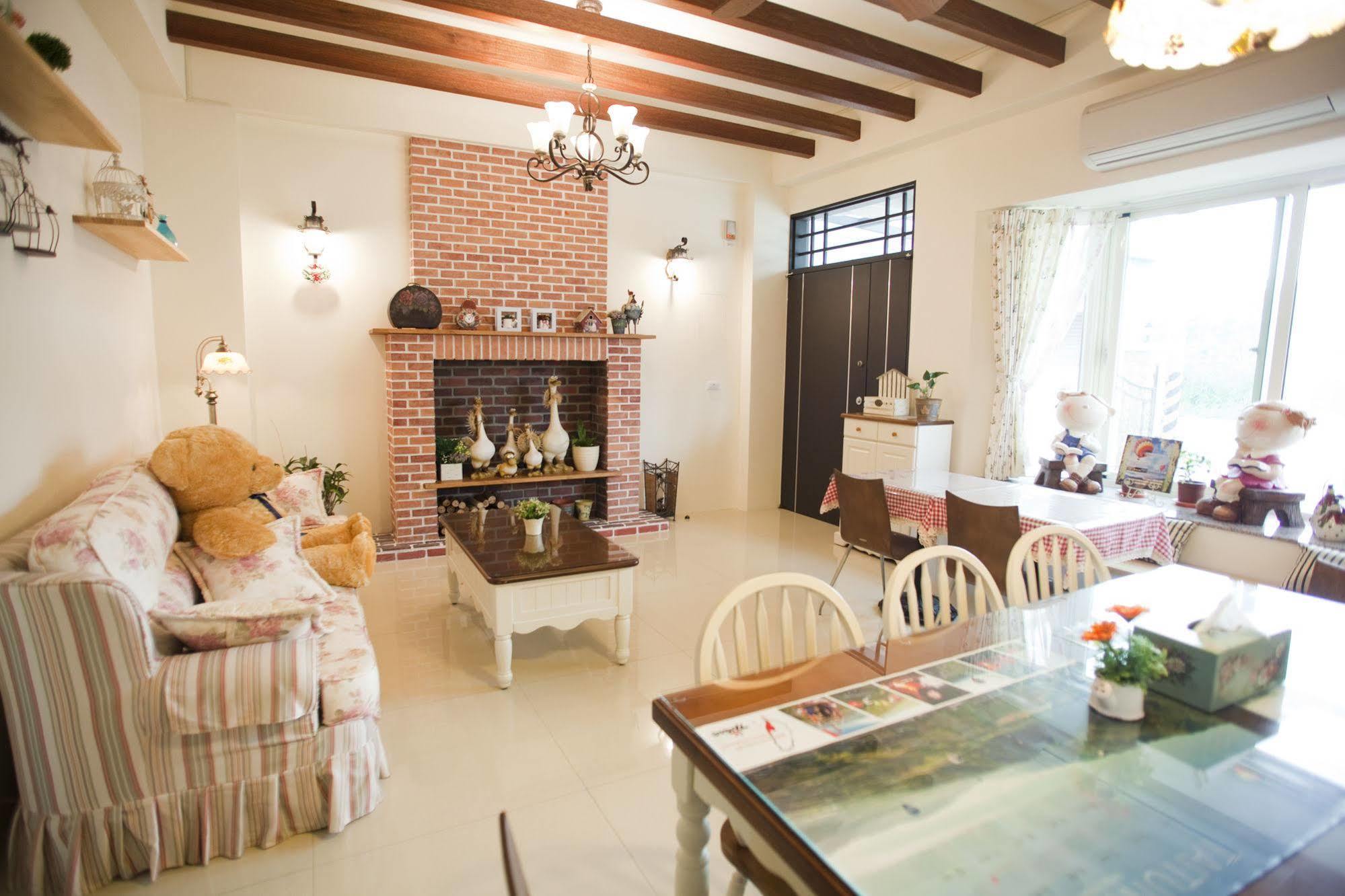 Blue Cotton Candy B&B Taitung Ngoại thất bức ảnh