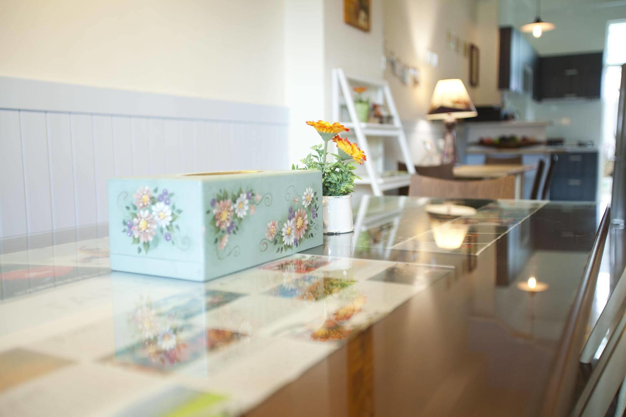 Blue Cotton Candy B&B Taitung Ngoại thất bức ảnh