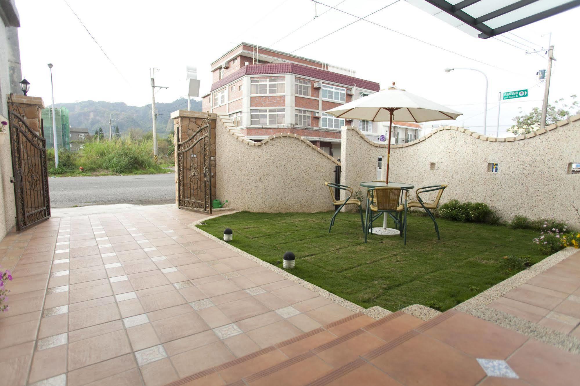 Blue Cotton Candy B&B Taitung Ngoại thất bức ảnh