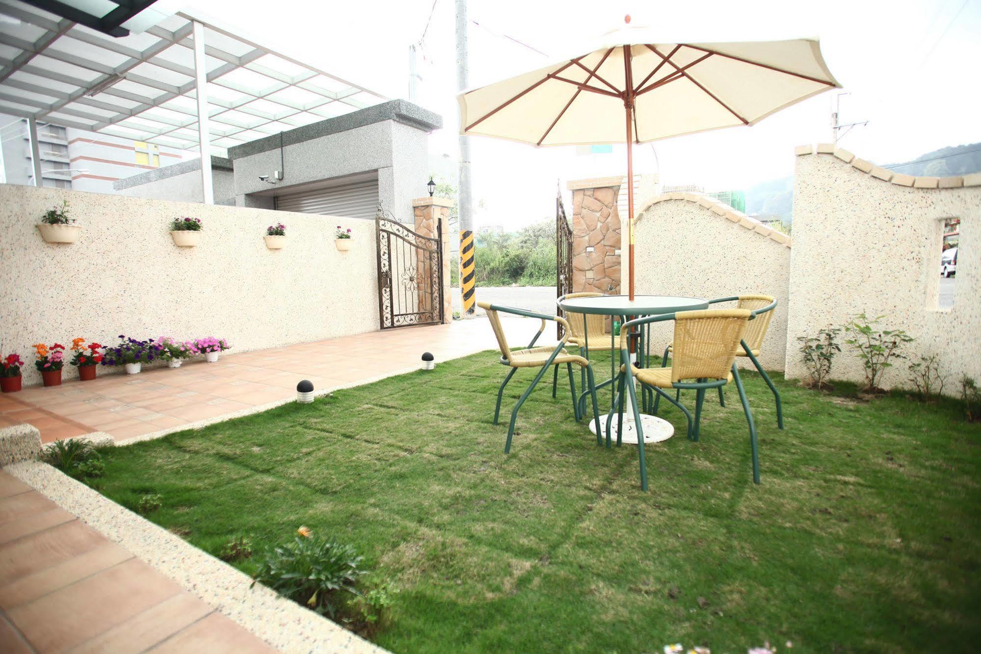 Blue Cotton Candy B&B Taitung Ngoại thất bức ảnh
